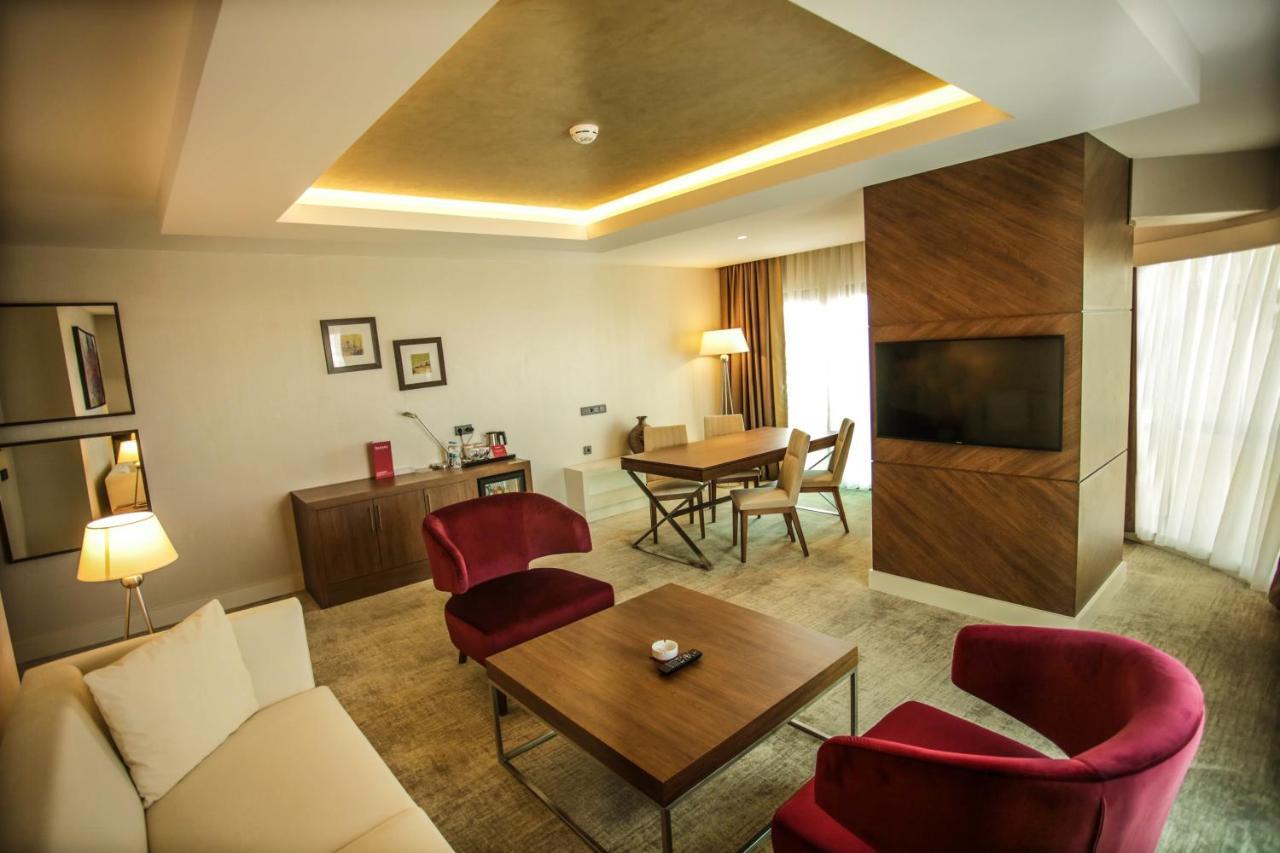 Ramada By Wyndham Isparta Luaran gambar